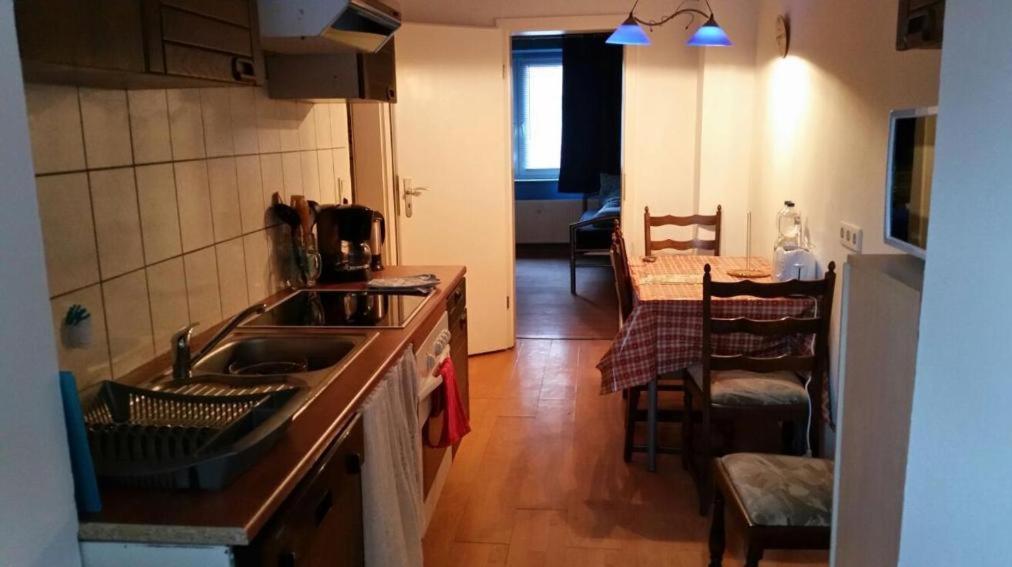 Worker-Flat Apartment Гелзенкирхен Екстериор снимка